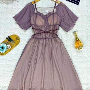 فستان موف أنثوي بكورسيه ورباط خصر - تصميم ناعم للمناسبات