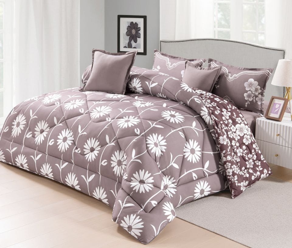 لحاف عـرائسي 6 قطع ملكي من ارقئ الحافات العالميه الفاخره معا طراحه قطنيه علئ تلبيس مطاط ربل دائري علئ الفرش الضغط