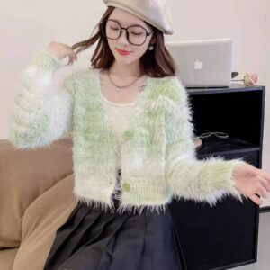 جواكت نسائي فرووو ناعم الملمس