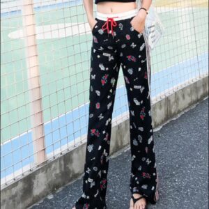 بنطلونات نسائية فضفاضة