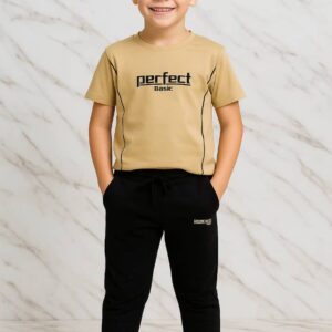 طقم ولادي من عمر 6 سنوات الا عمر 12 سنه